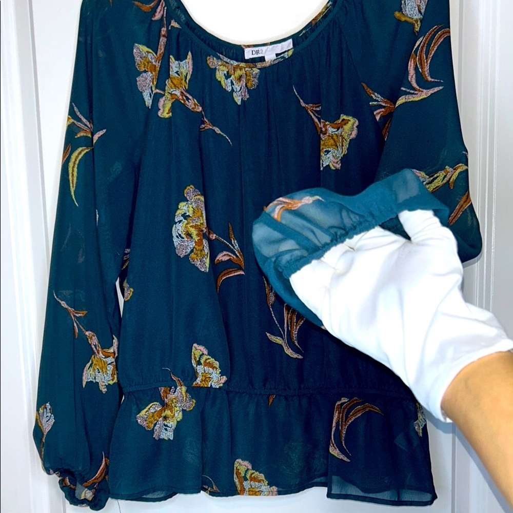 DR2 Dark Teal Blue Puff Sleeve Peplum Floral Blouse size Large - Picture 6 of 10